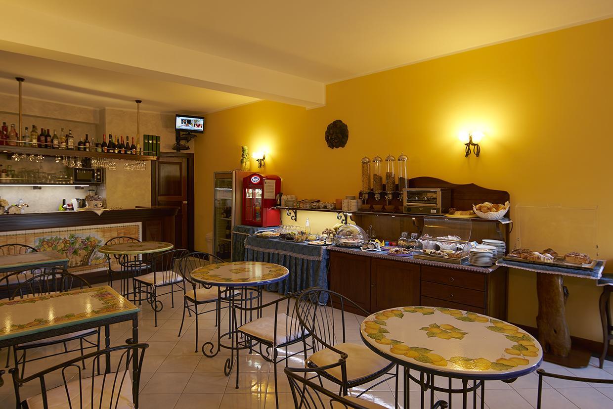 Hotel A Pinnata Lipari Kültér fotó